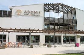 hotel adonis