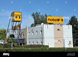 hôtel f1